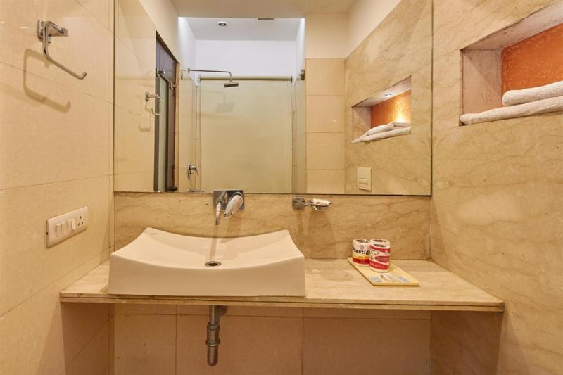 Hotel Livasa Inn Near Blk Hospital Delhi  Bagian luar foto